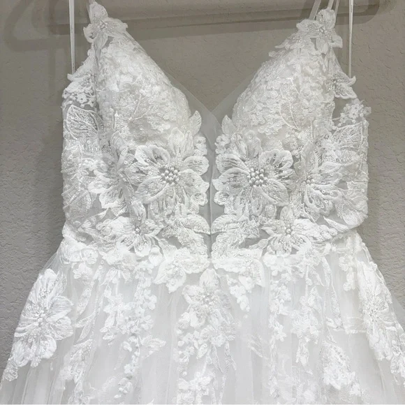 Sz‎ 4 NWOT Lulus Height of Love White Embroidered Beaded Backless A-Line Gown